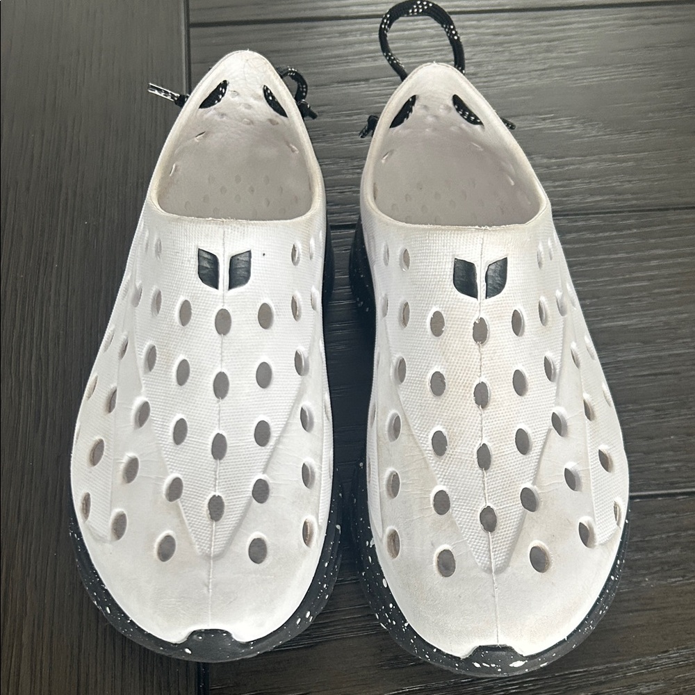 Kanes- J2